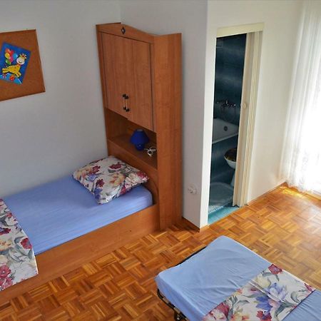 Apartman Rosa Pirovac Ngoại thất bức ảnh