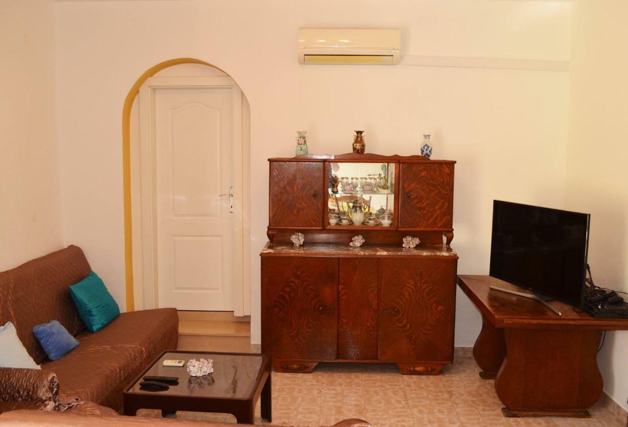 Apartman Rosa Pirovac Ngoại thất bức ảnh