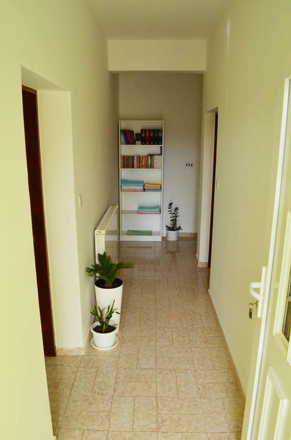 Apartman Rosa Pirovac Ngoại thất bức ảnh